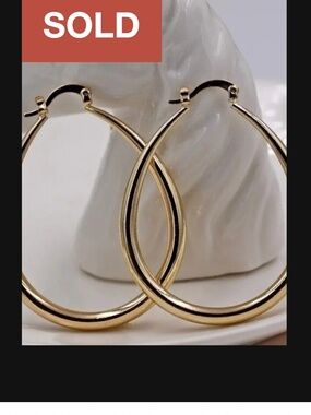 18k Gold Plated Lightweight Oval Hoop Earrings Everyday